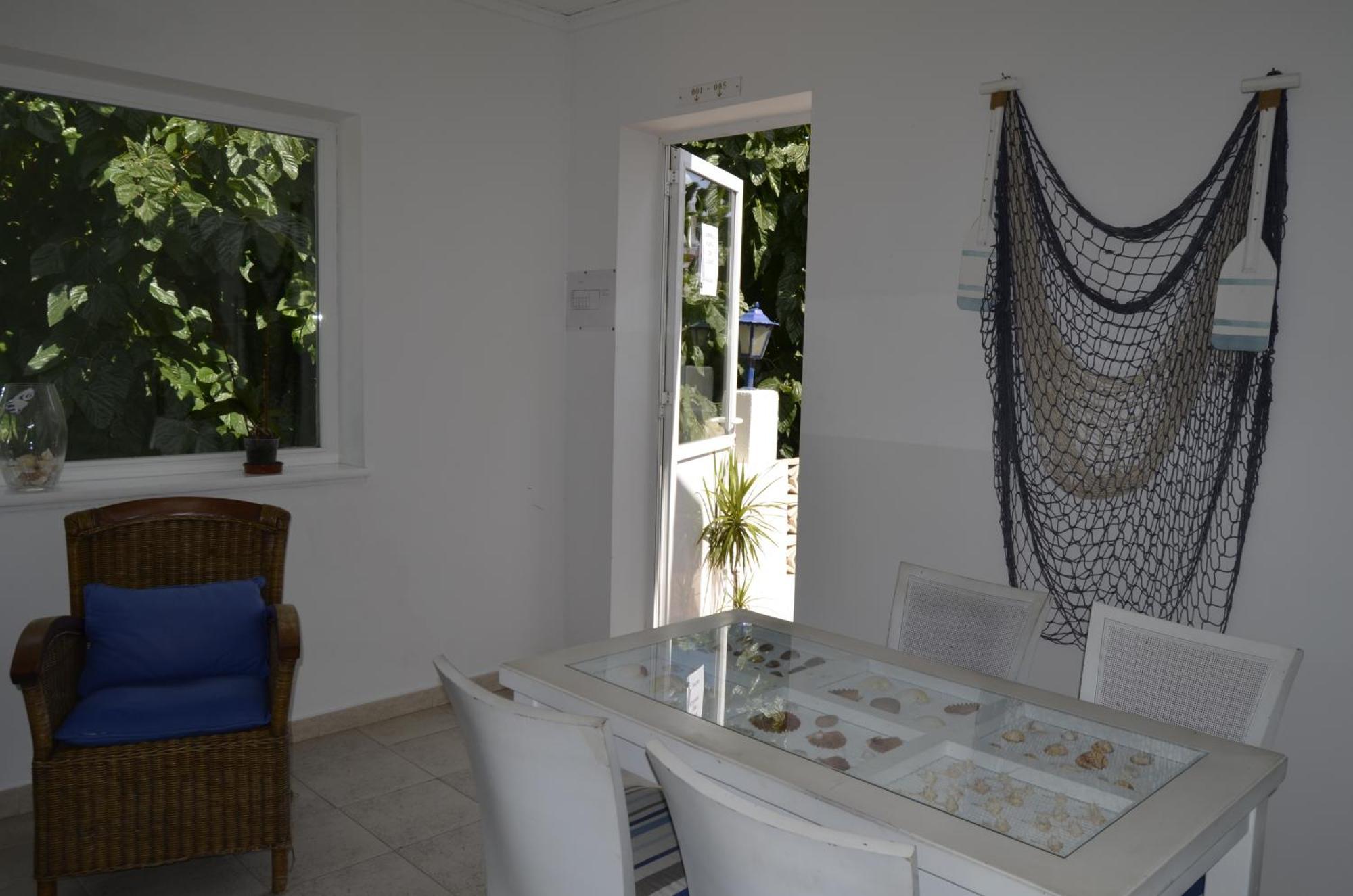 Hostal Blayet Valencia Buitenkant foto