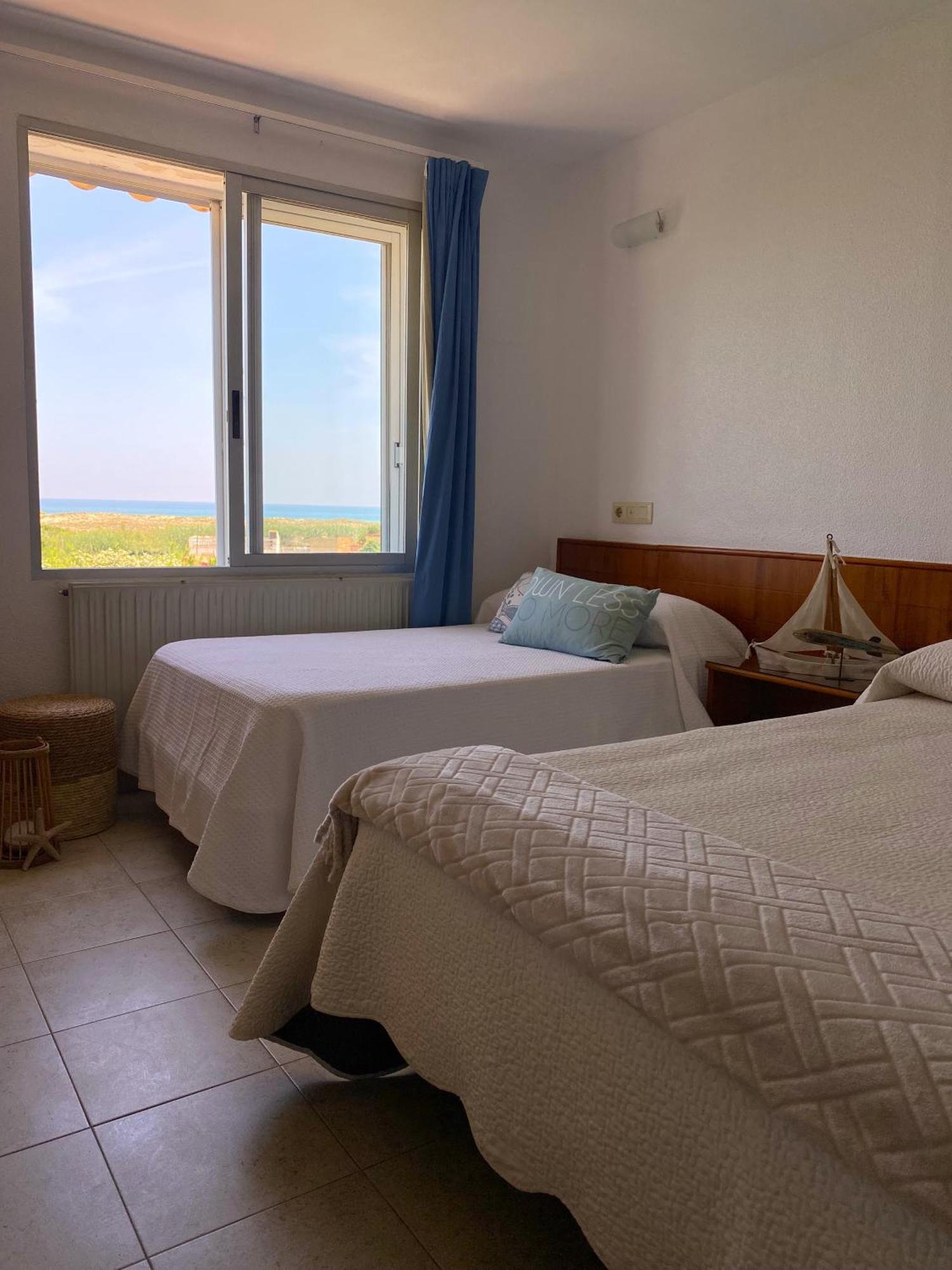 Hostal Blayet Valencia Buitenkant foto
