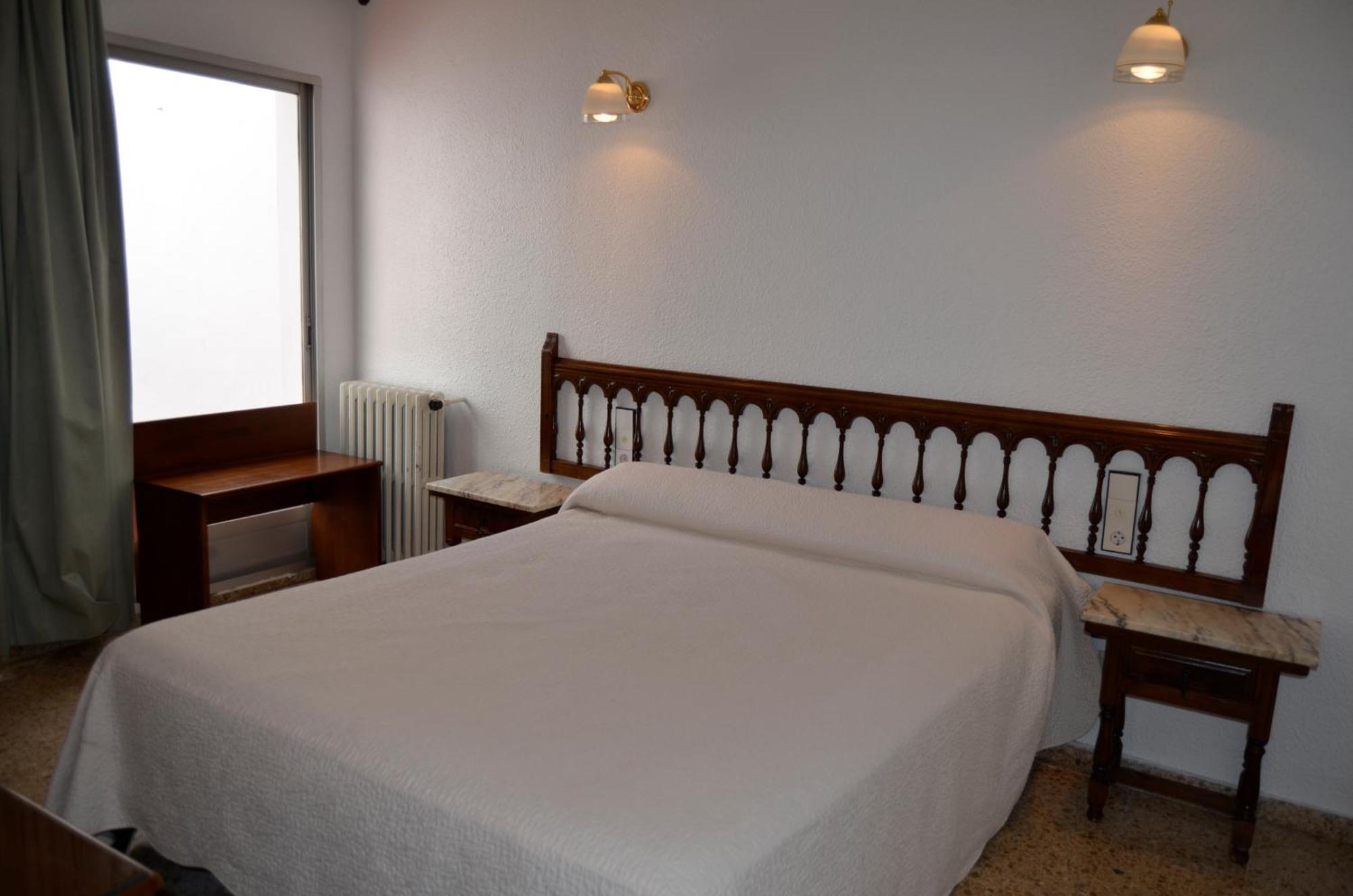 Hostal Blayet Valencia Buitenkant foto
